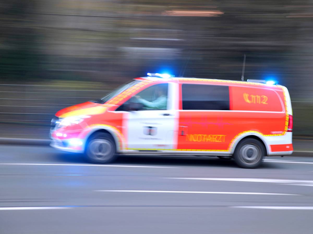 Schwerer Unfall auf einem VW-Parkplatz in Wolfsburg! (Symbolbild)