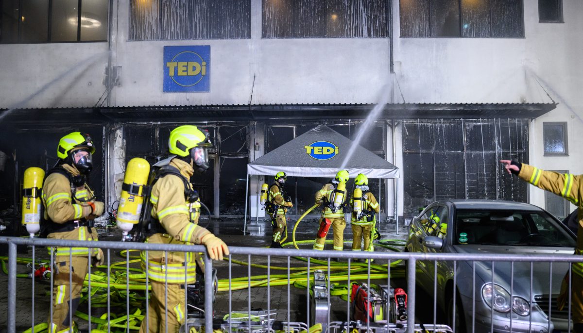 Hannover: Schock Beim Shopping! Tedi-Markt In Flammen - News38.de