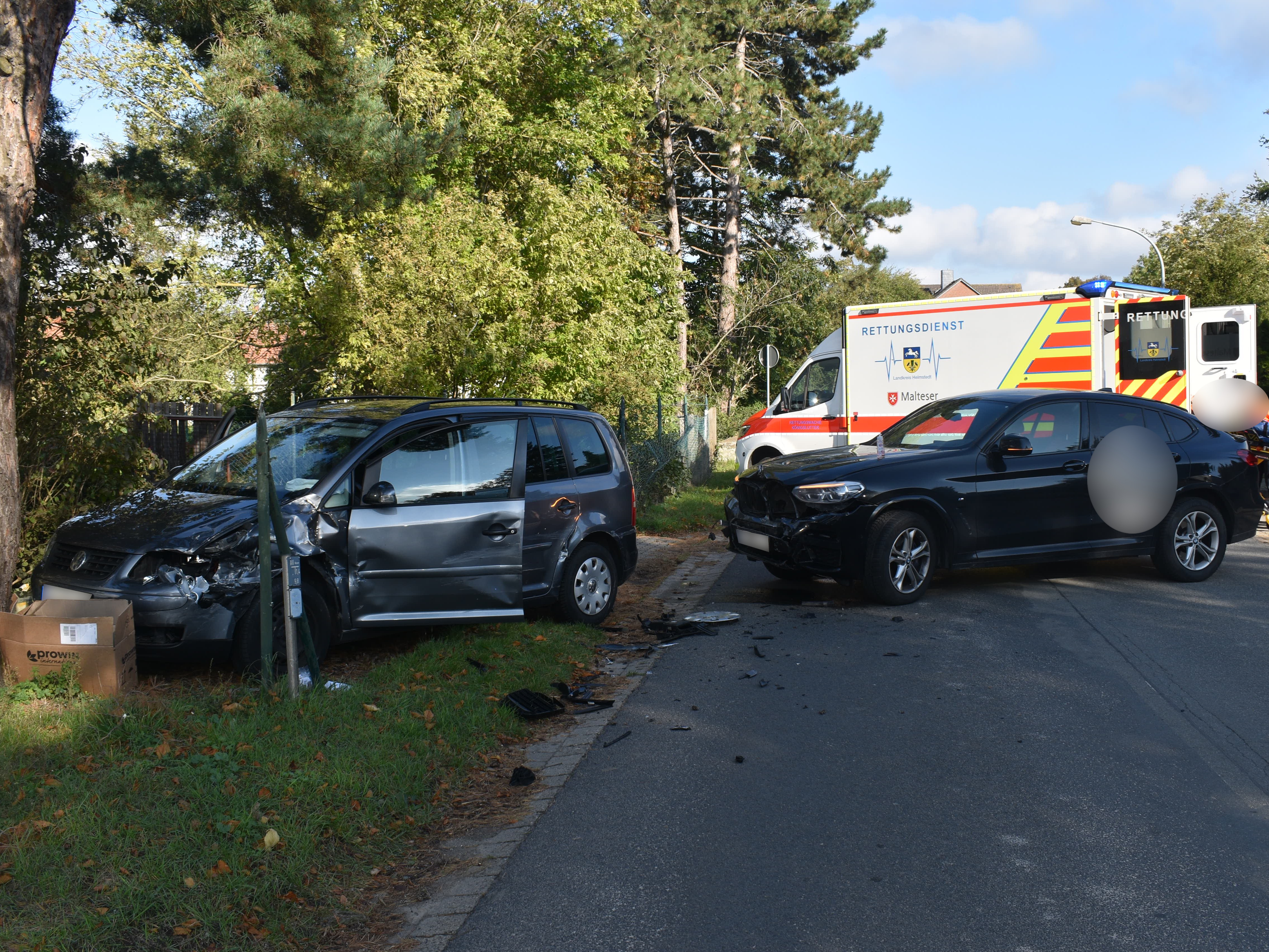 Kreis Helmstedt: Heftiger Frontal-Crash! Der Schaden Ist Immens - News38.de