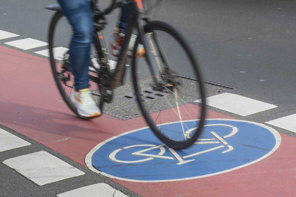 In Braunschweig sollen Radfahrer noch besser geschützt werden. (Symbolbild)
