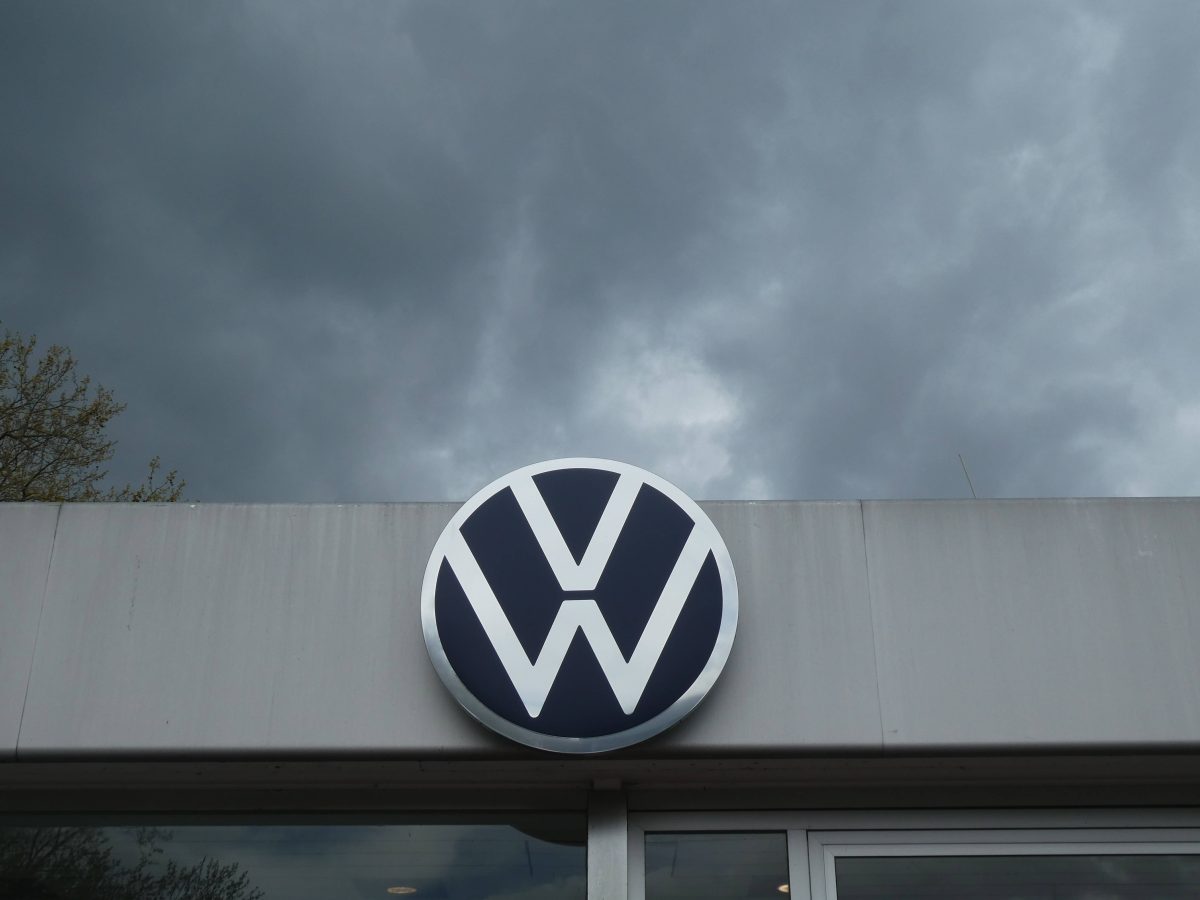 Die Alarmglocken bei VW in Wolfsburg kommen nicht zur Ruhe, sondern schrillen weiter. Die neusten zahlen zeigen viel Schatten und wenig Licht.