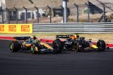 Formel 1: McLaren und Red Bull kämpfen verbittert.