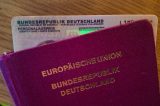 Personalausweis und Reisepass