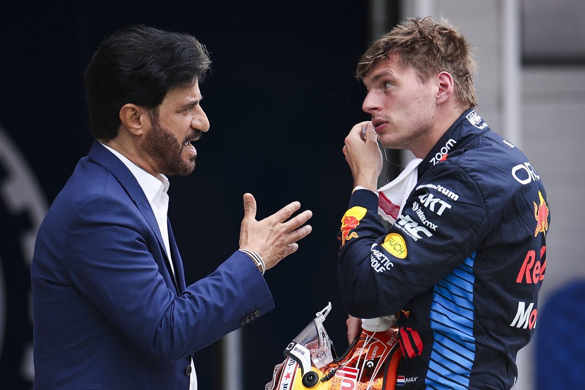 Formel 1: Max Verstappen im GesprÃ¤ch mit FIA-PrÃ¤sident Ben Sulayem.