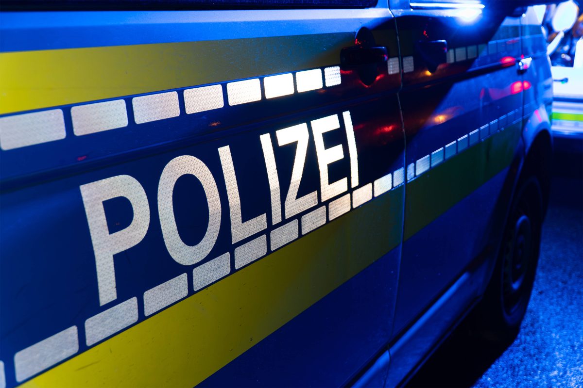 Einsatzwagen der Polizei Niedersachsen (Symbolbild)