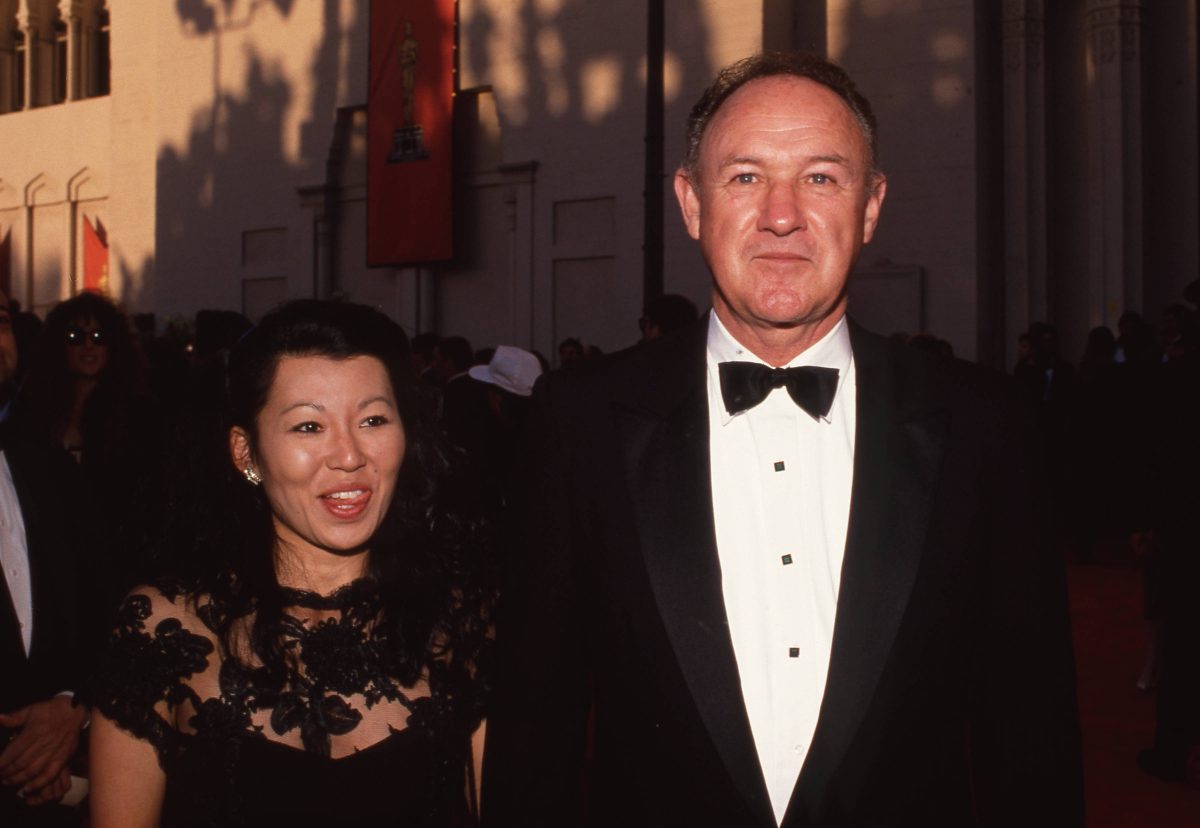 Gene Hackman und seine Frau Betsy Arakawa wurden tot in ihrem Haus aufgefunden. Nun machen erste Vermutungen die Runde...